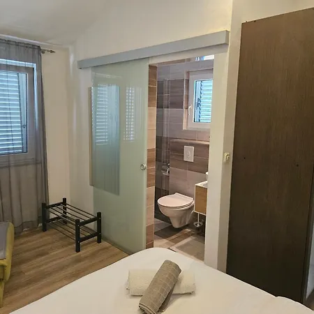 Marinovic * Podgora (Split-Dalmatia)