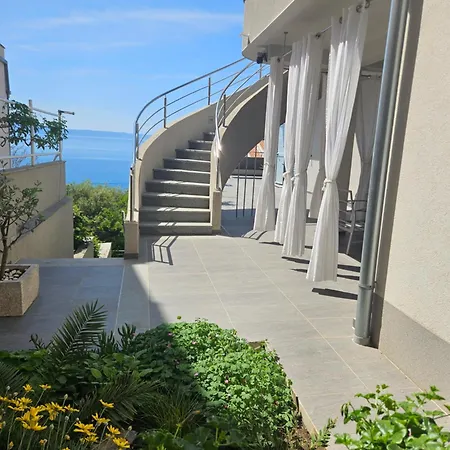 Apartmani Marinovic Podgora (Split-Dalmatia)