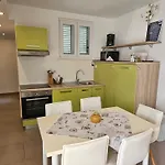 Apartmani Marinovic *