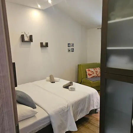 Marinovic Apartman Podgora