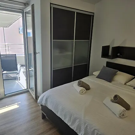 Marinovic Apartman Podgora