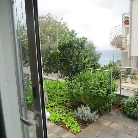 Apartmani Marinovic Apartment