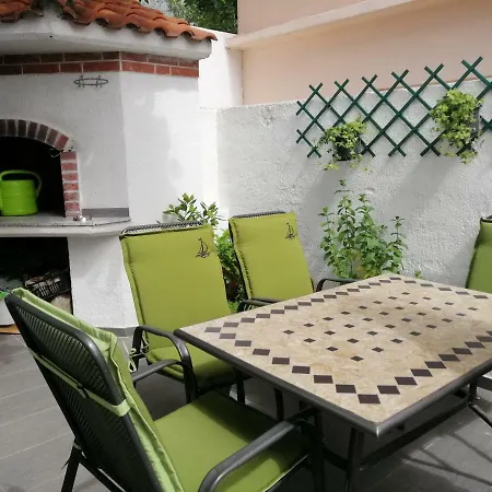 Apartment Apartmani Marinovic *