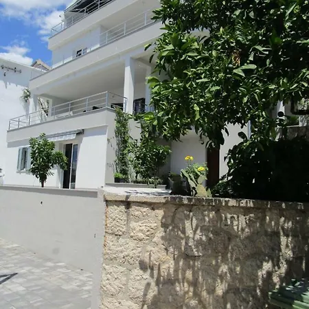 Apartmani Marinovic Podgora