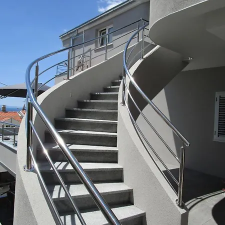 Apartmani Marinovic